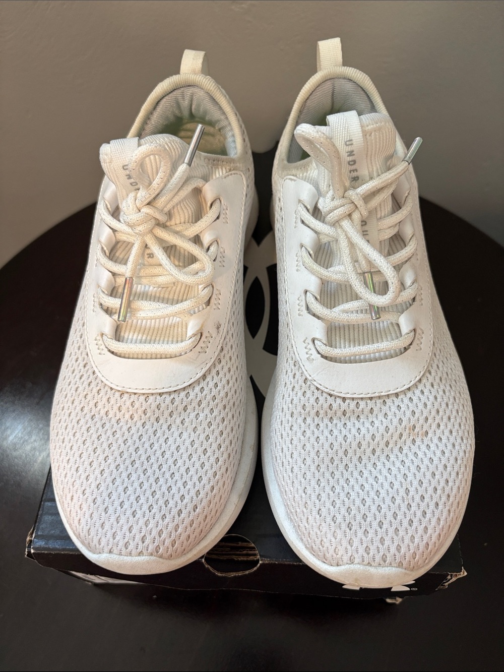 Under Armour Women's White Mesh Athletic Sneakers - Size 8